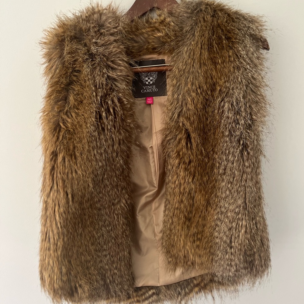 vince camino faux fur vest
